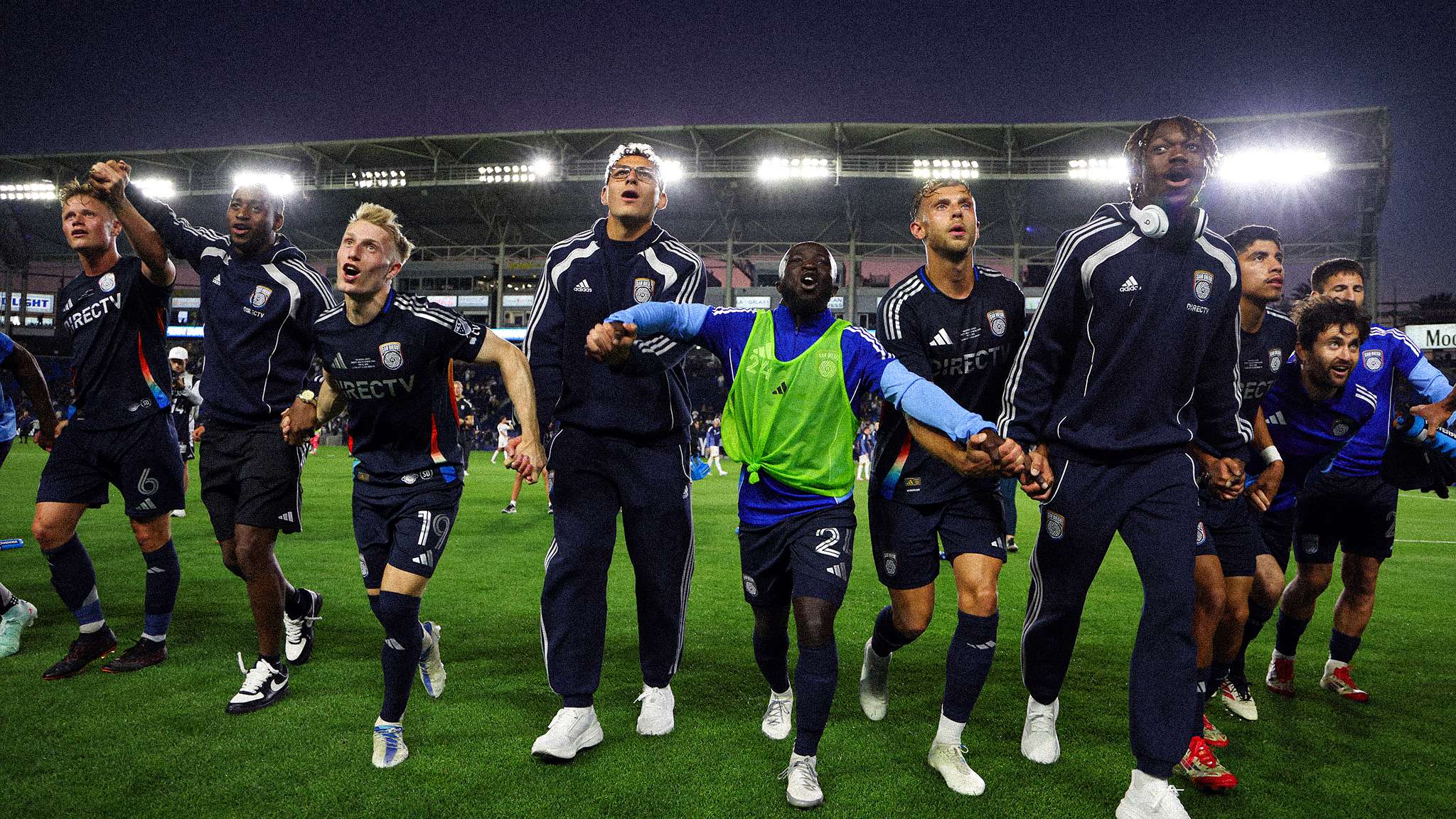 帮助球员疏 帮助球员疏